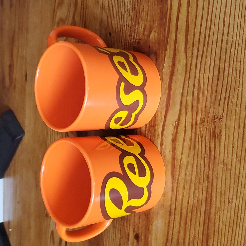 Mugs